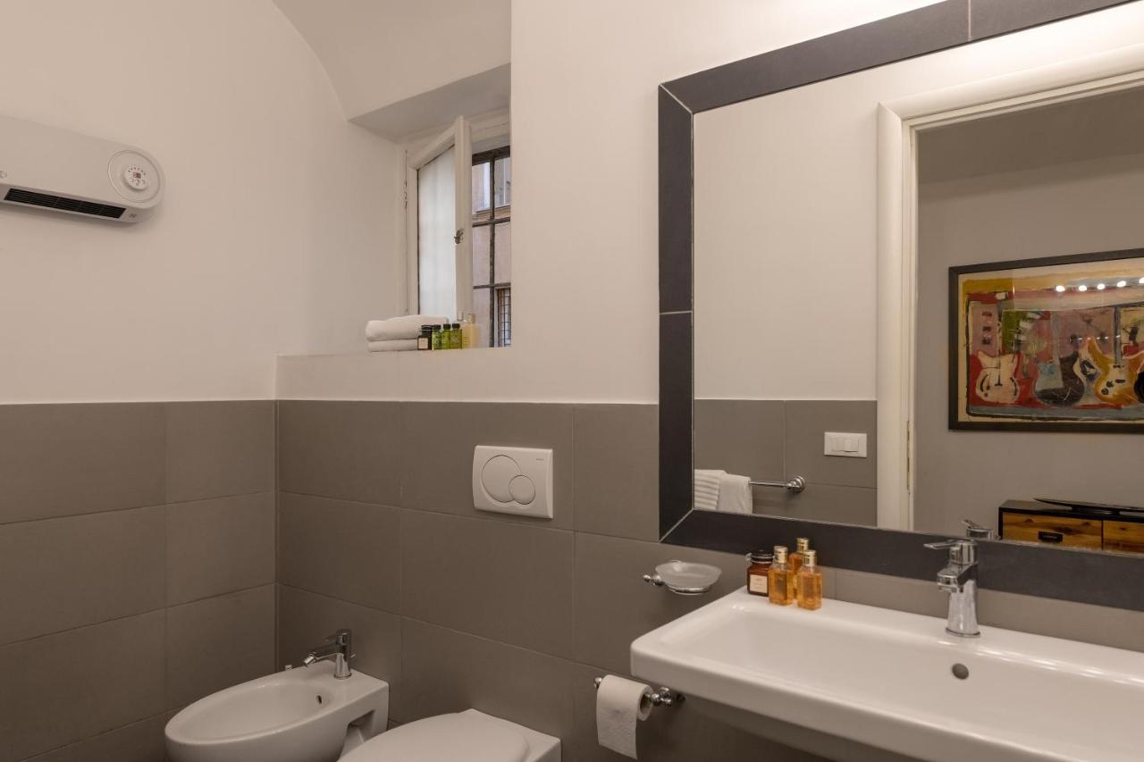 New! Amazing Piazza Navona View Apartment Rome Exterior photo